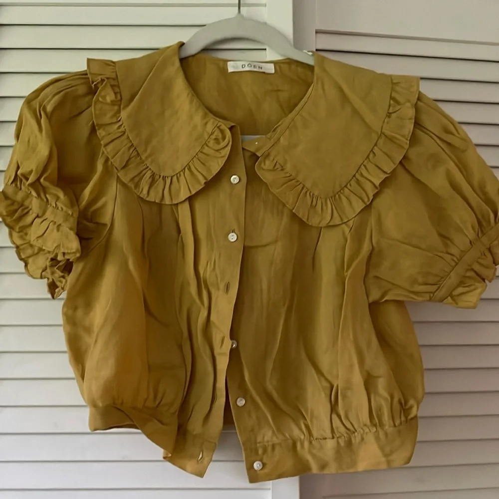 Doen Mustard Ruffle Collar Puff Sleeve Blouse - Picture 1 of 5